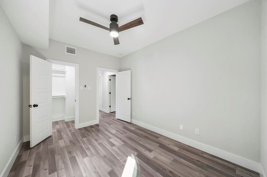 402 37 St, Houston TX  77018-6536 exterior