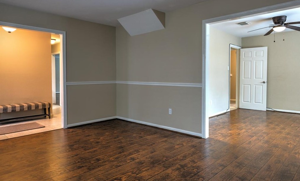 12607 Indian Wl Dr, Houston TX  77066-2307 exterior