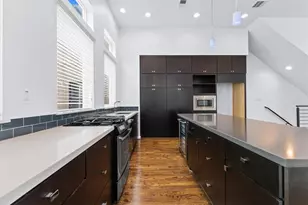 120 Pierce St, Houston, TX 77002 - Photo 15