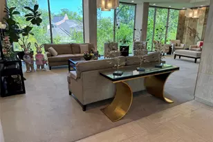 49 Briar Hollow Ln, Houston, TX 77027 - Photo 3