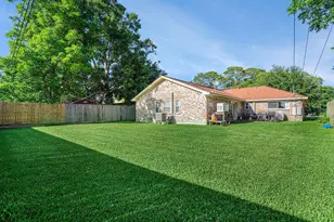 622 Seminole Dr, Kemah, TX 77565 - Photo 23