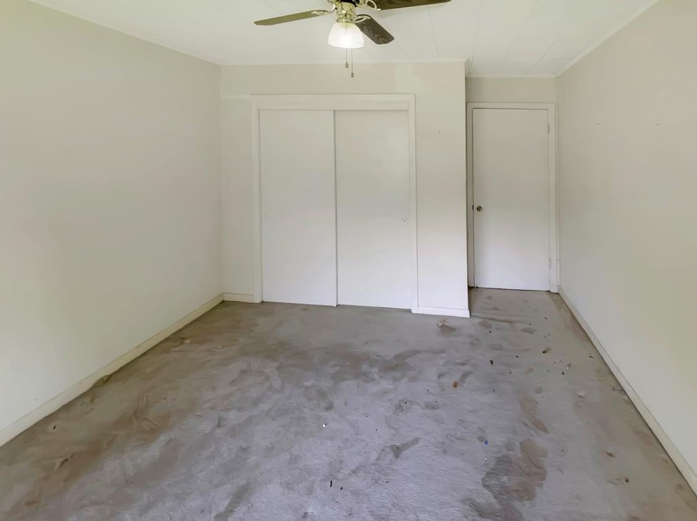 5230 Bellfort Ave, Houston TX  77035-5303 exterior