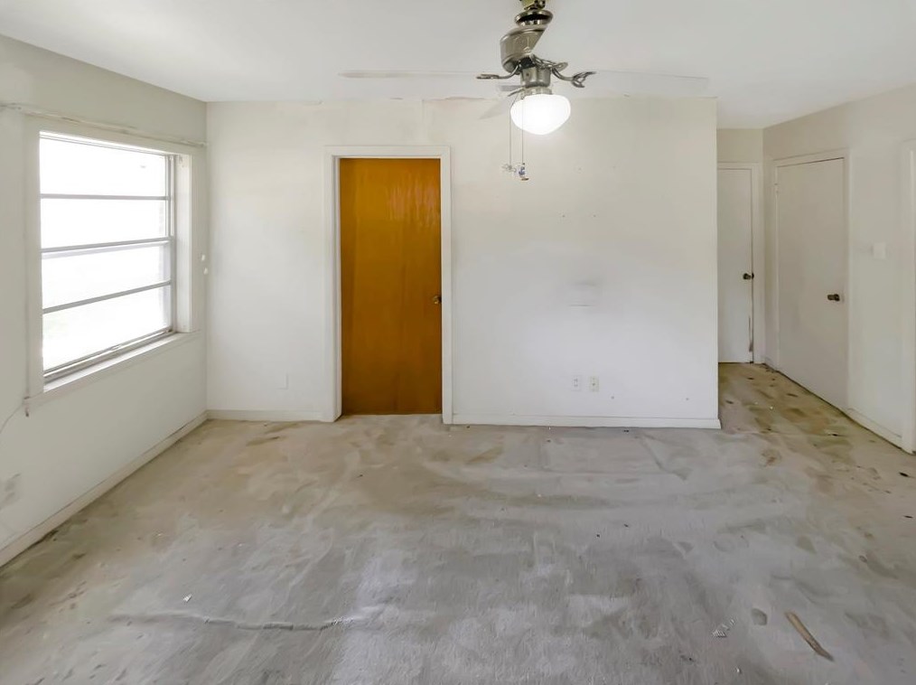 5230 Bellfort Ave, Houston TX  77035-5303 exterior