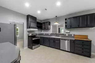 17520 E Williams Rd, Conroe, TX 77303 - Photo 9