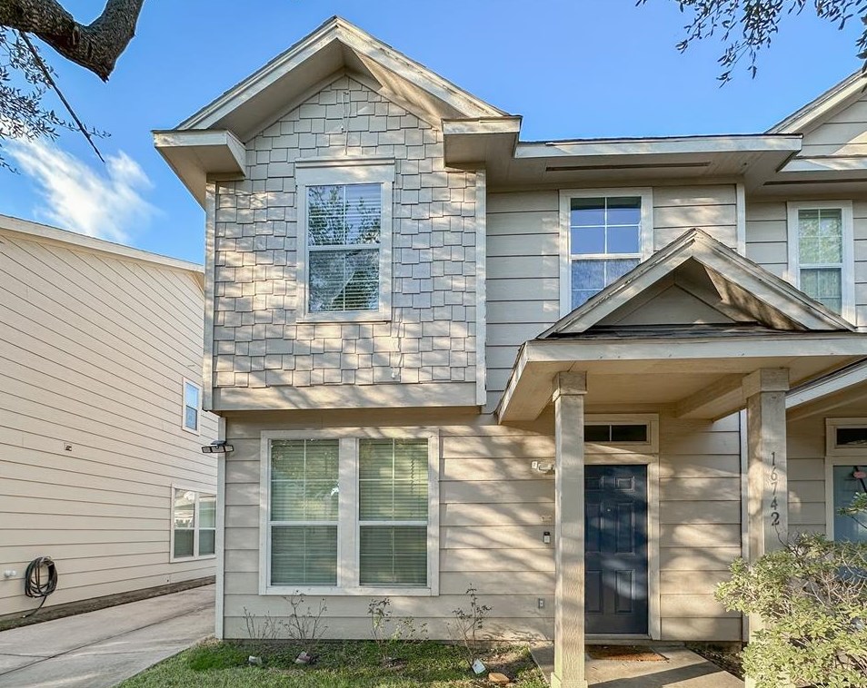 16742 Libson Falls Dr, Houston TX  77095-5468 exterior