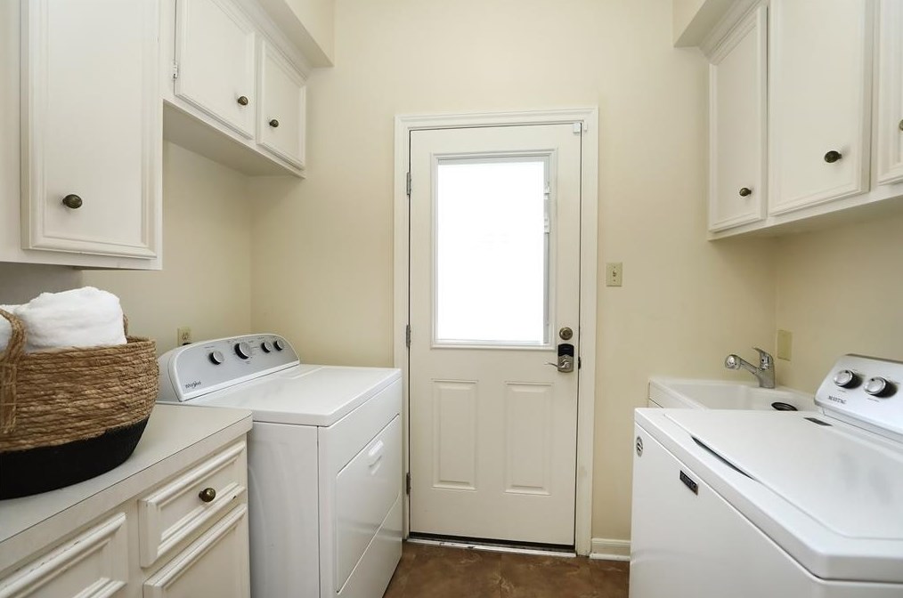 16218 Kempton Park Dr, Spring TX 77379-6798 exterior