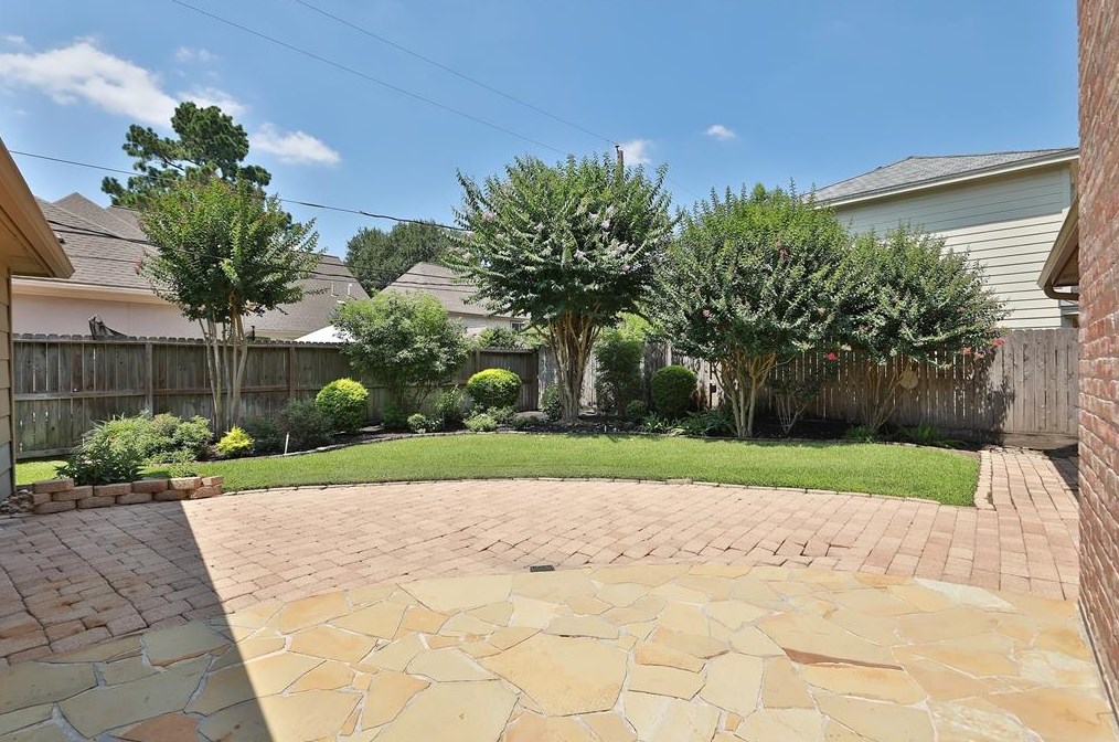 16218 Kempton Park Dr, Spring TX 77379-6798 exterior