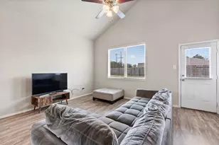 18101 Woodpecker Trl, New Caney, TX 77357 - Photo 11