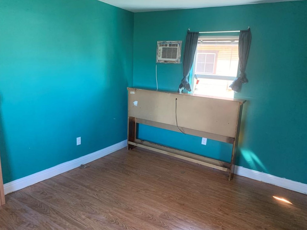 2612 Lorraine St, Houston TX  77026-7331 exterior