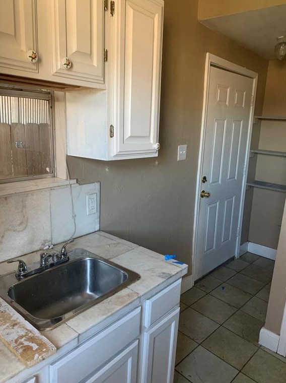 2612 Lorraine St, Houston TX  77026-7331 exterior