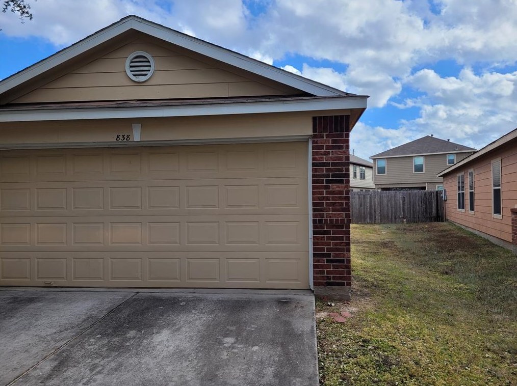 838 Bandon Ln, Houston TX  77073-1832 exterior