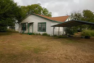 628 Austin St W, Matagorda, TX 77457 - Photo 1