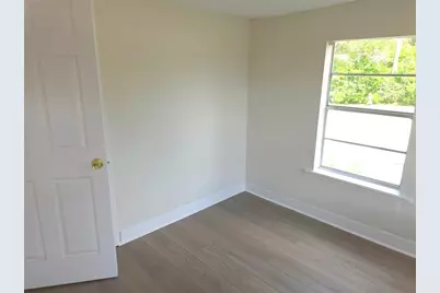 2204 Highway 3, Dickinson, TX 77539 - Photo 9