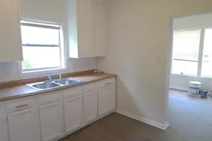 2204 Hwy 3, Dickinson, TX 77539 - Photo 15