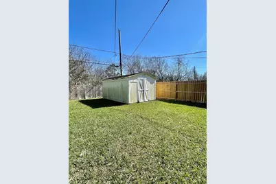 1510 W 11th Street, Freeport, TX 77541 - Photo 31