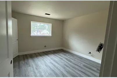 2011 Wagon Gap Trail, Houston, TX 77090 - Photo 9