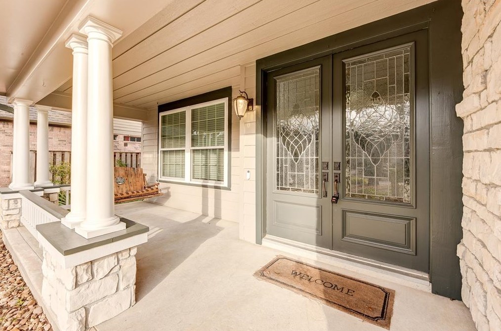 18 Candle Pine Pl, Spring TX  77381-6434 exterior