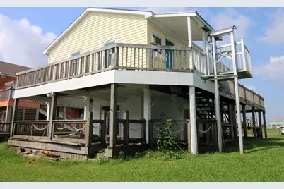 1358 Boyt Road N, Crystal Beach, TX 77650 - Photo 25