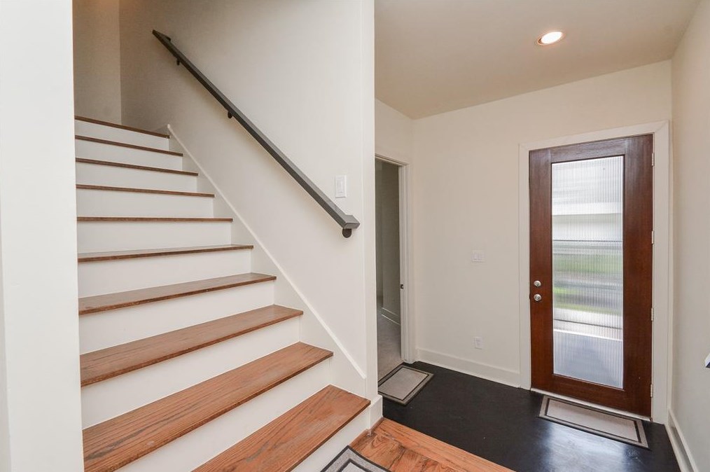 1722 Wentworth St, Houston TX  77004-5645 exterior