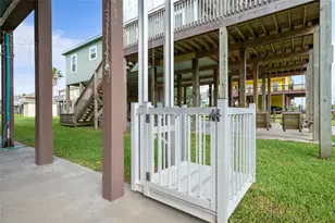 871 Surfview, Crystal Beach, TX 77650 - Photo 31