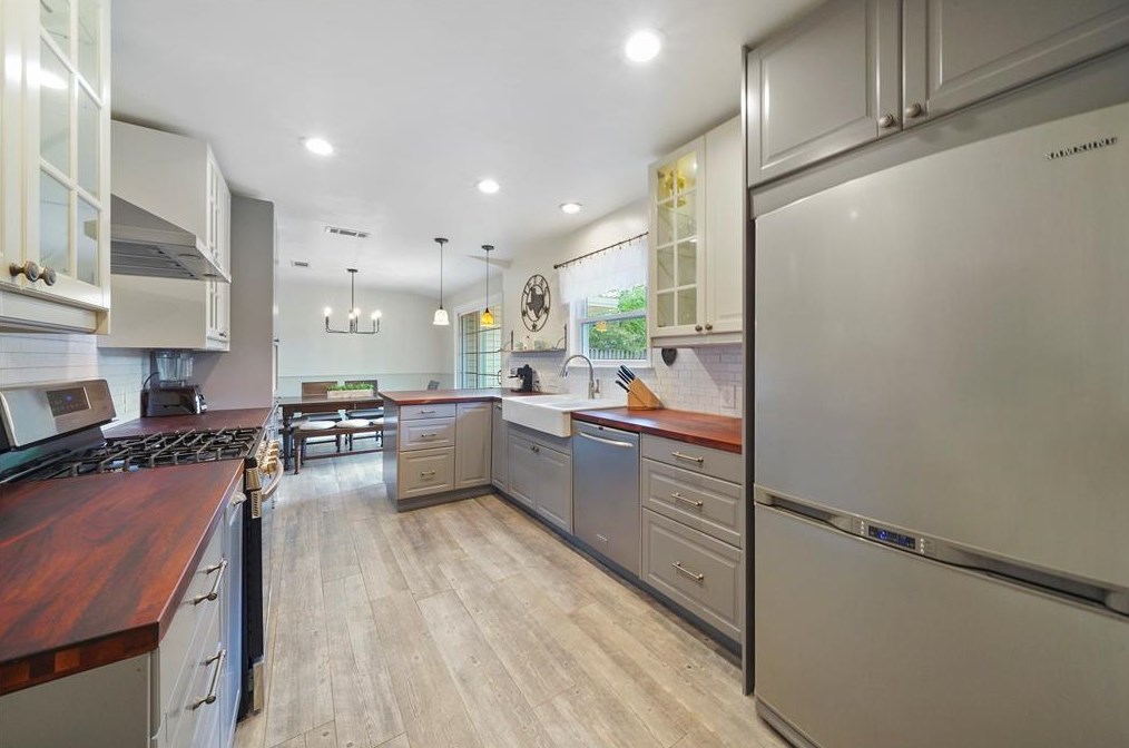 4721 Kinglet St, Houston TX  77035-3024 exterior