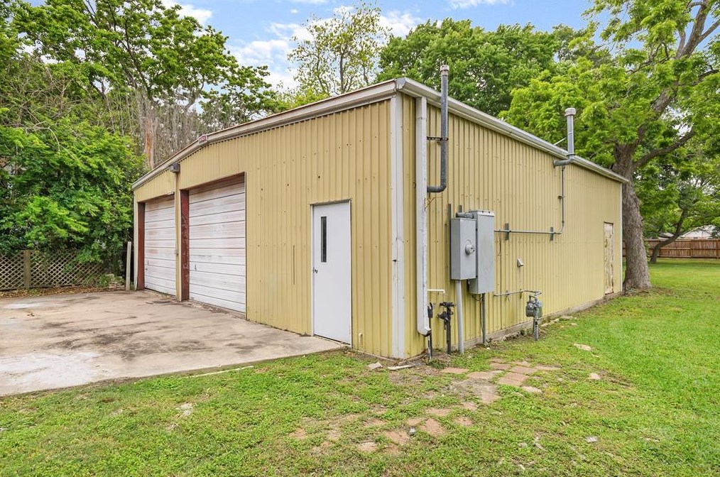 7341 Evans St, Houston TX  77061-2725 exterior