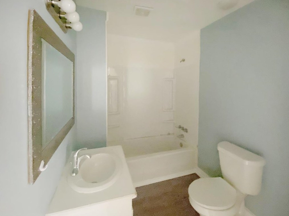 807 6 St, Jones Creek TX  77541-5317 exterior