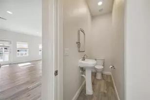 1315 Tiki Dr, Tiki Island, TX 77554 - Photo 15