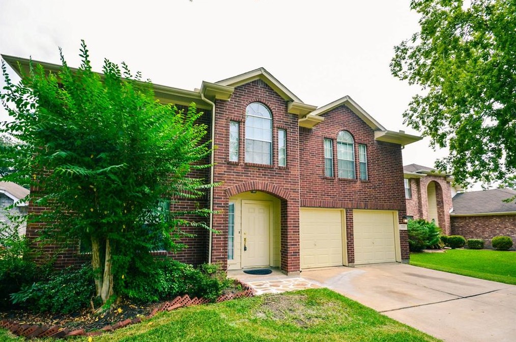 3210 Shady Ridge Trl, Sugar Land TX  77498-4876 exterior
