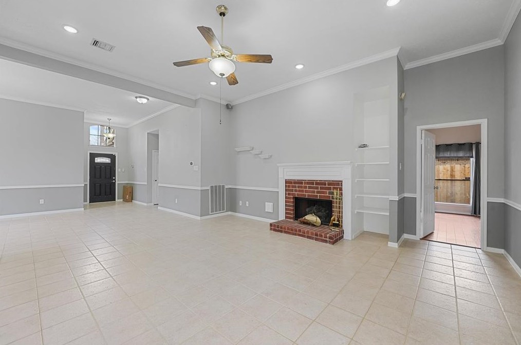 16302 Elmwood Point Ln, Sugar Land TX  77498-7113 exterior