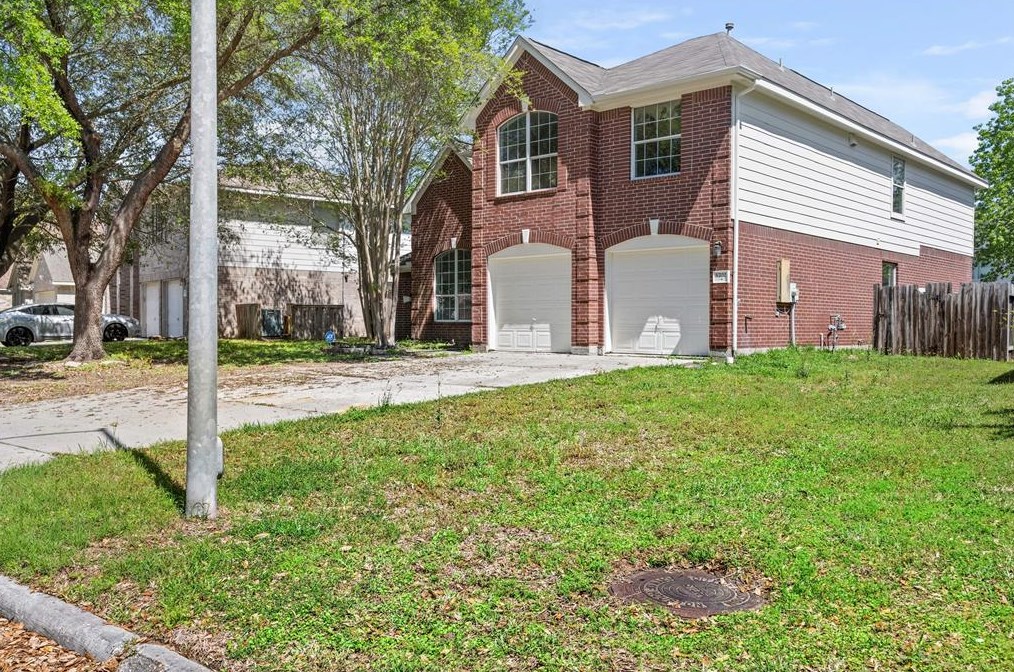 5702 Kelly Ml Ln, Humble TX 77346-2098 exterior