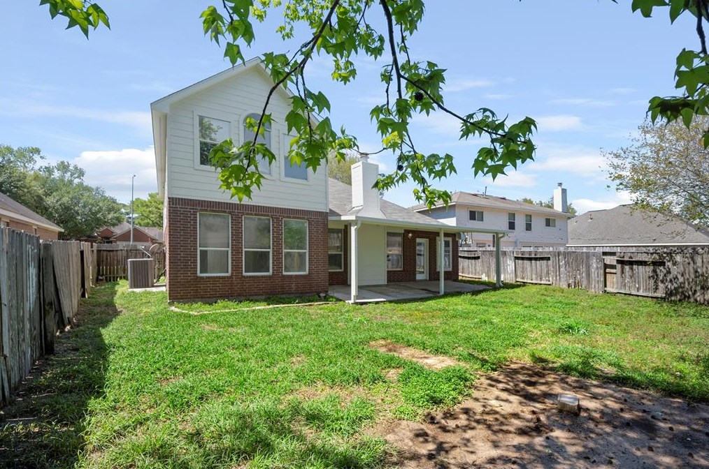 5702 Kelly Ml Ln, Humble TX 77346-2098 exterior