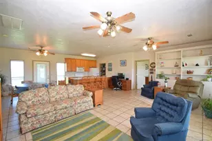 960 Alberdie Dr, Crystal Beach, TX 77650 - Photo 29