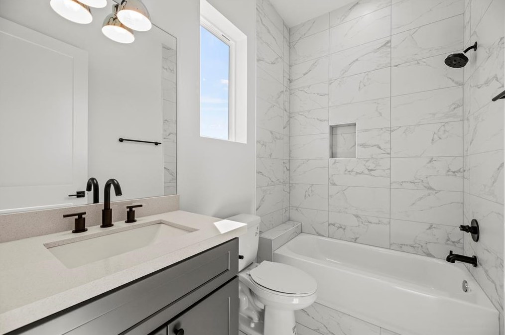 1608 Hays St, Houston TX  77009-0059 exterior