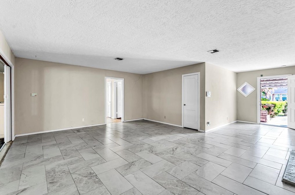 4011 Erby St, Houston TX 77087-1318 exterior