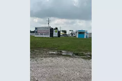 18426 Highway 105 W, Montgomery, TX 77356 - Photo 7