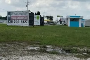 18426 Hwy 105 W, Montgomery, TX 77356 - Photo 7