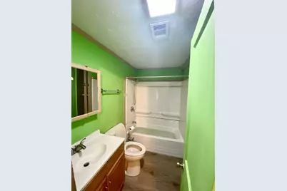 323 Avenue J, Baytown, TX 77520 - Photo 13