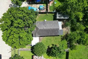 323 Avenue J, Baytown, TX 77520 - Photo 19