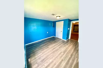 323 Avenue J, Baytown, TX 77520 - Photo 15