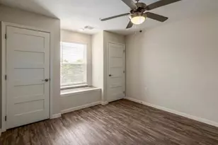 4611 N Interstate 35 Frontage Rd, Austin, TX 78722 - Photo 21