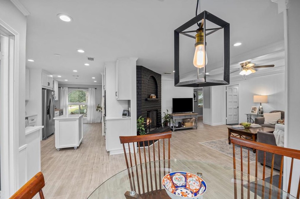 12331 Westmere Dr, Houston TX 77077-3717 exterior