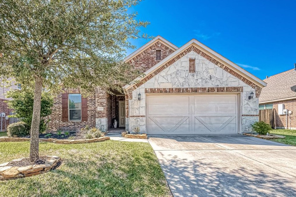 11615 Beckton Cypress Dr, Tomball TX  77377-2098 exterior