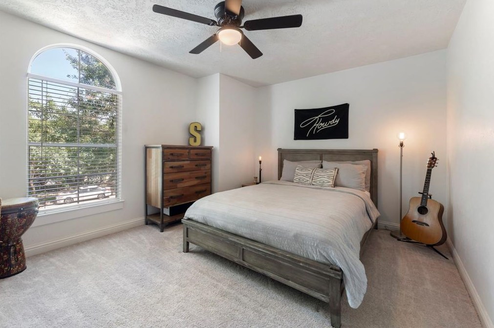 15 Courtland Grn St, Spring TX 77382-5100 exterior