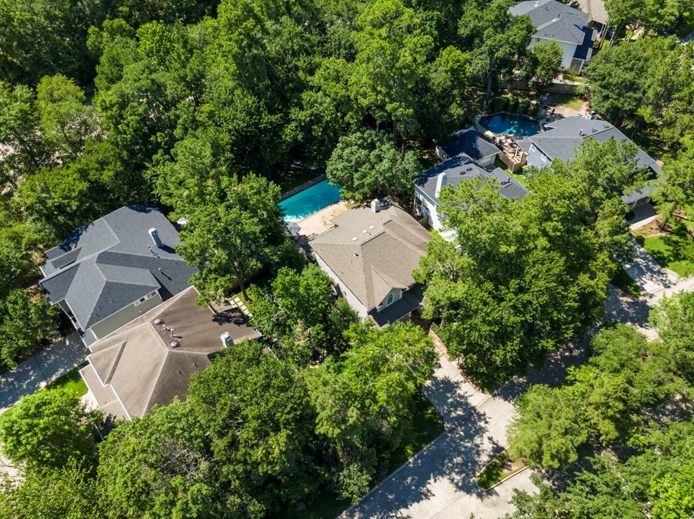 15 Courtland Grn St, Spring TX 77382-5100 exterior