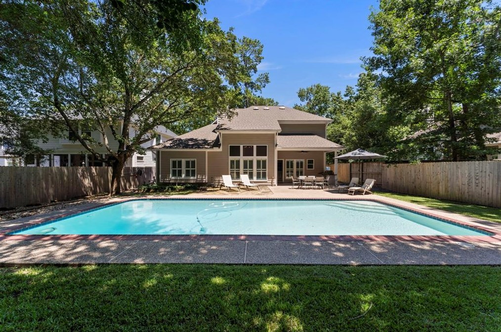 15 Courtland Grn St, Spring TX 77382-5100 exterior