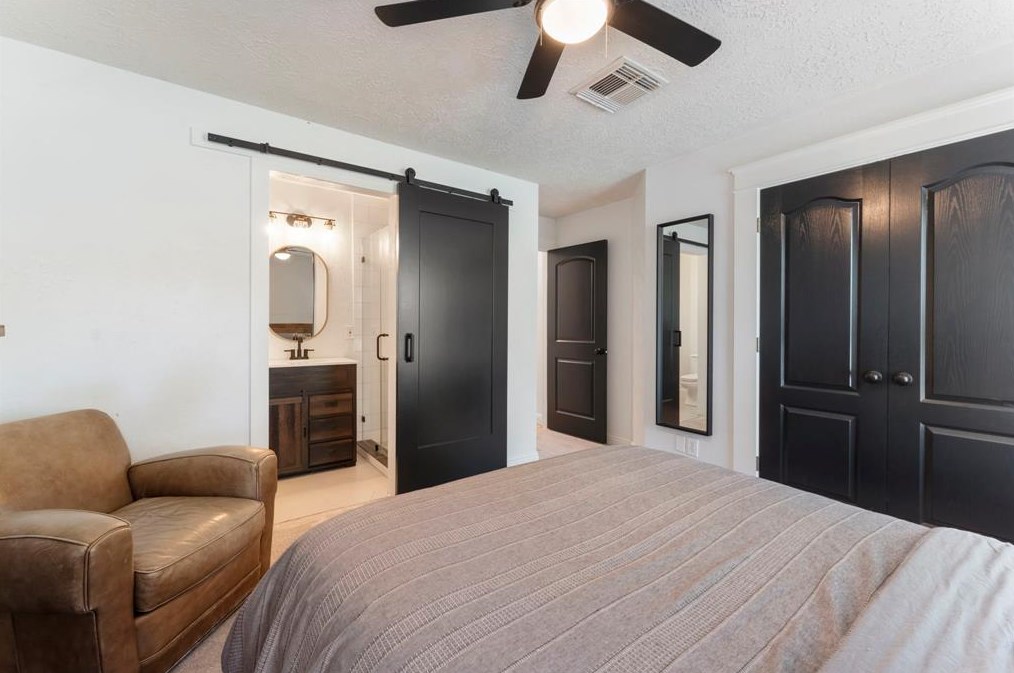 15 Courtland Grn St, Spring TX 77382-5100 exterior