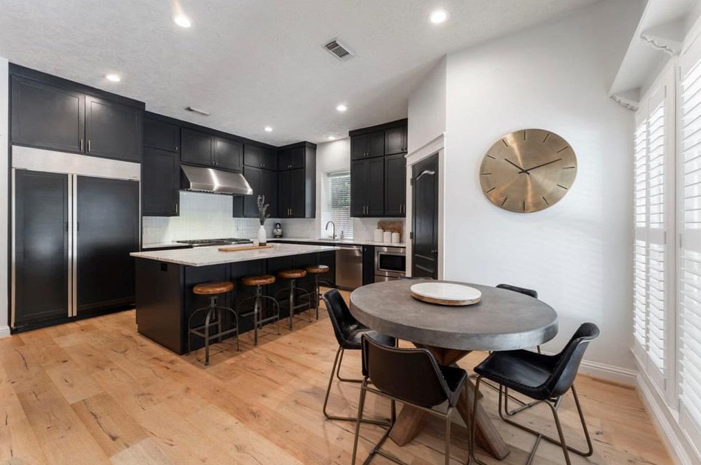 15 Courtland Grn St, Spring TX 77382-5100 exterior