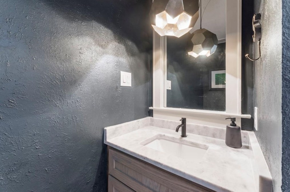 15 Courtland Grn St, Spring TX 77382-5100 exterior