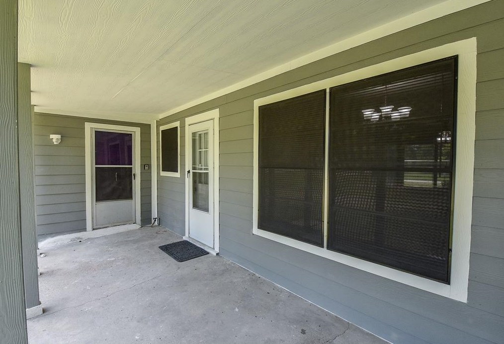 7502 Fawnridge Dr, Houston TX  77028-1320 exterior